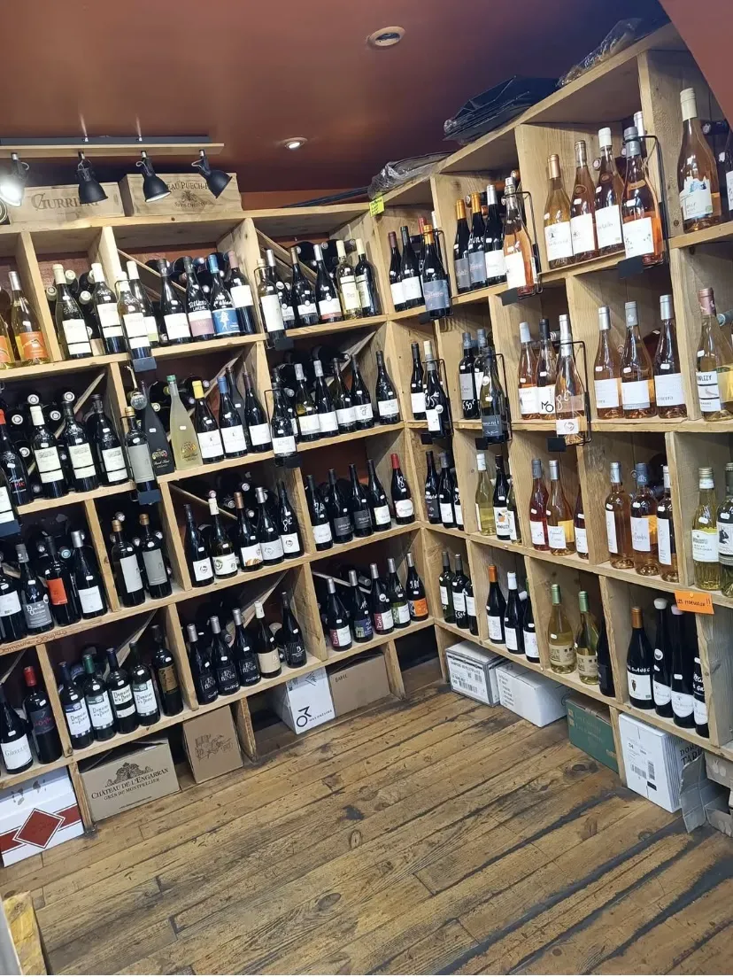 GRAND CHOIX DE VINS